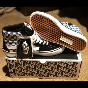 BNWT men’s Vans Chukka Low Cruise 10.5